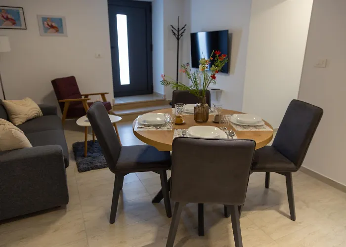 Zvane Apartman Pazin